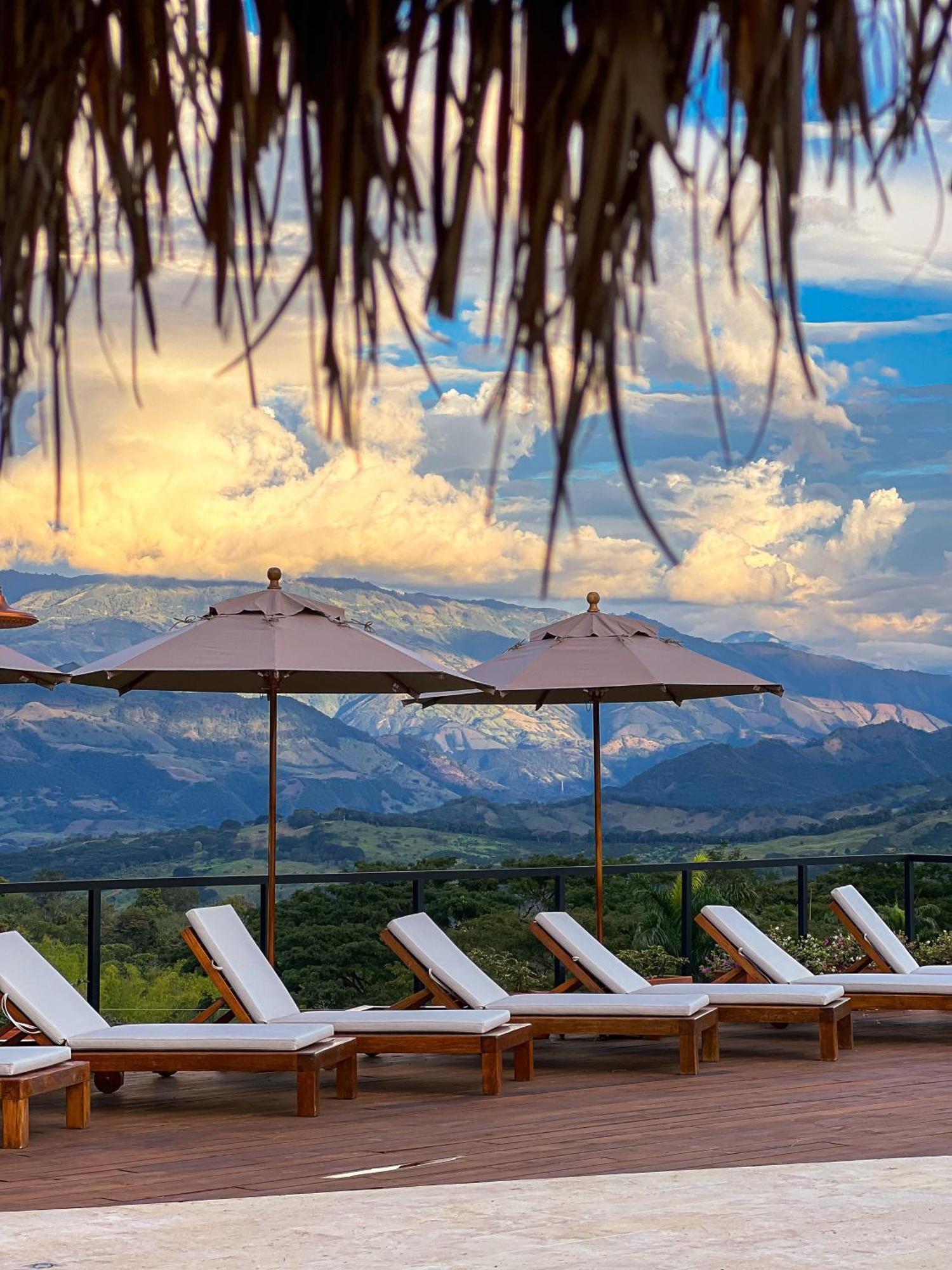 Fina Estampa Country Hotel - Mayores De 10 Anos - Támesis Dış mekan fotoğraf